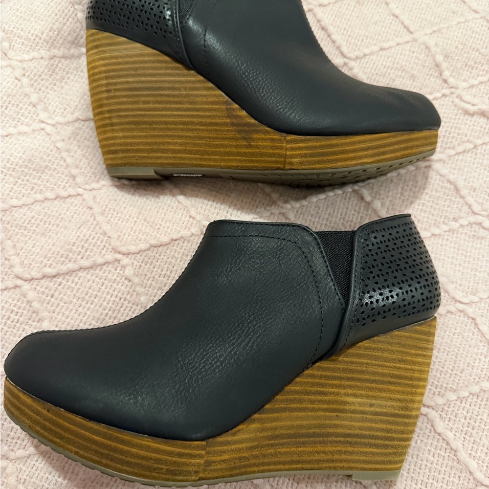 Dr. Scholls Black Wedge Ankle Boots - Picture 6 of 6
